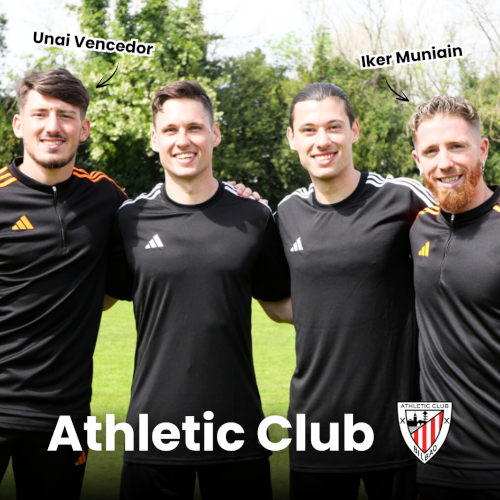 Iker Muniain y Unai Vencedor, del Athletic Club, con el equipo de L4F PRO